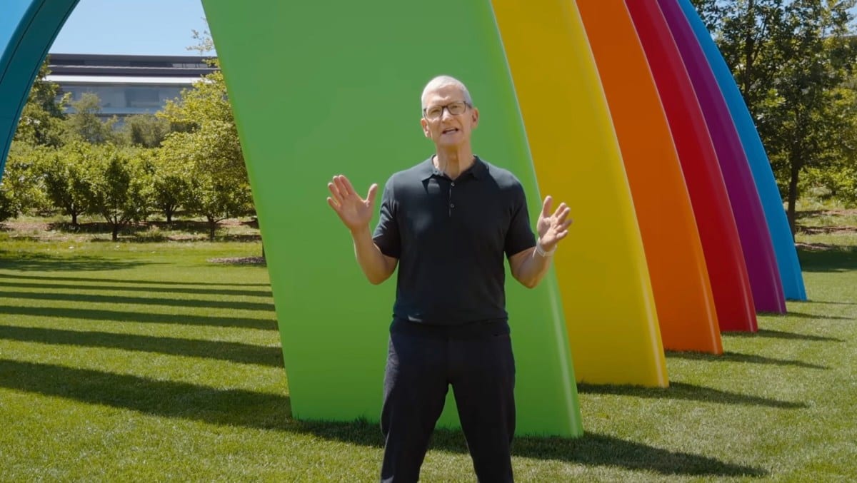 Apple's WWDC Keynote: Craig Federighi Admits Software Struggles
