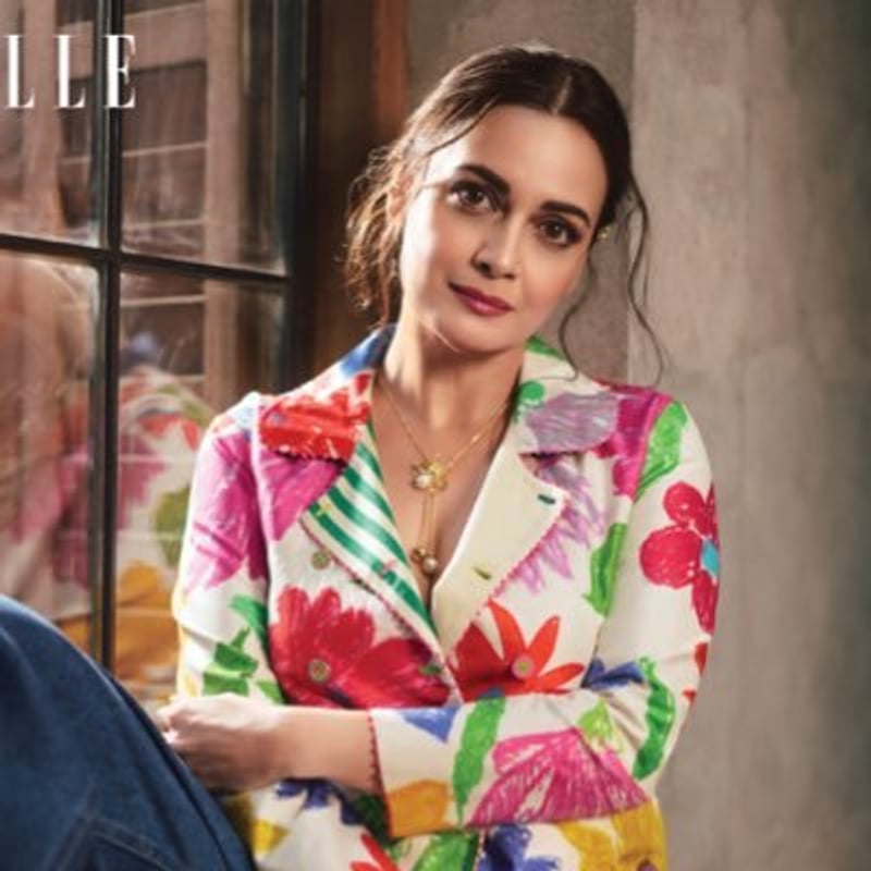 Dia Mirza — Dia Mirza's Son Schooled Delivery Boy Over Plastic — Internet Erupts