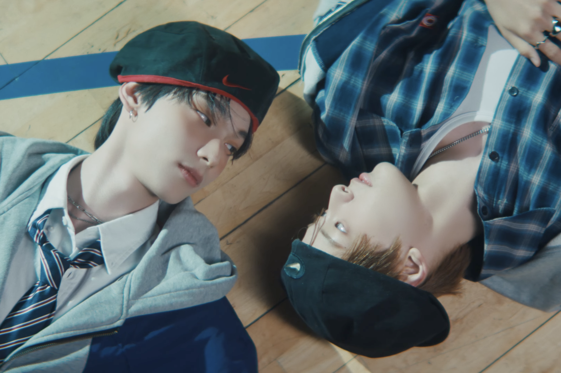 FLARE U's Chuei Li Yu and Kang Woo Jin Launch Lovable Debut
