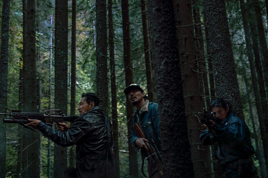 Hwang Jung Min, Zo In Sung, Jung Ho Yeon Team Up For Alien Invasion Thriller