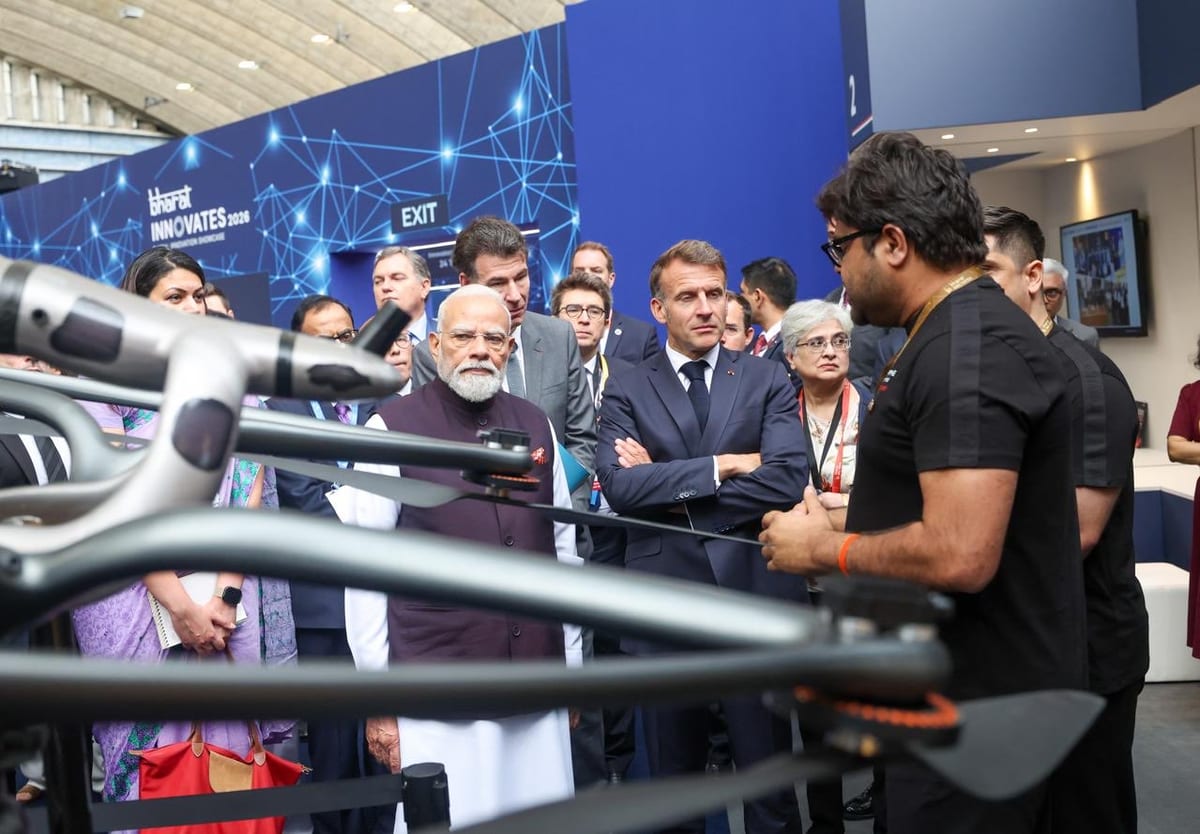 Driving innovation-led growth and global partnerships.
PM @narendramodi and President @EmmanuelMacron visited the startup exhibits at Bharat Innovates2026 and interacted with India’s young innovator