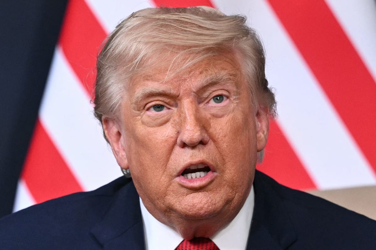 Trump Threatens to 'Drop Bombs' on Iran's Head During Peace Talks